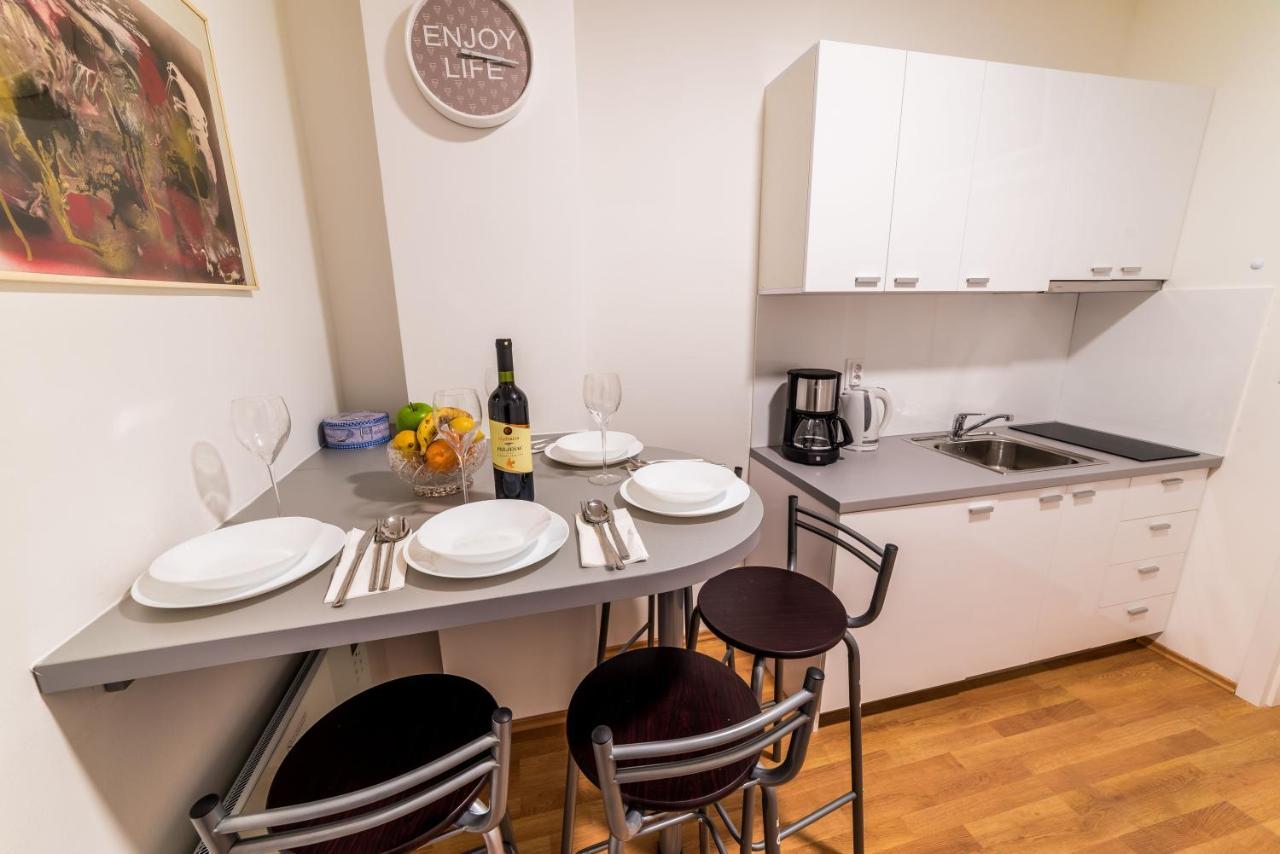 Center Of Zagreb F12 Apartments Εξωτερικό φωτογραφία